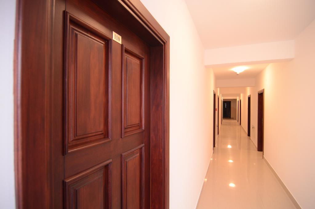 Apartmani Grand Hertz Belgrado Exterior foto