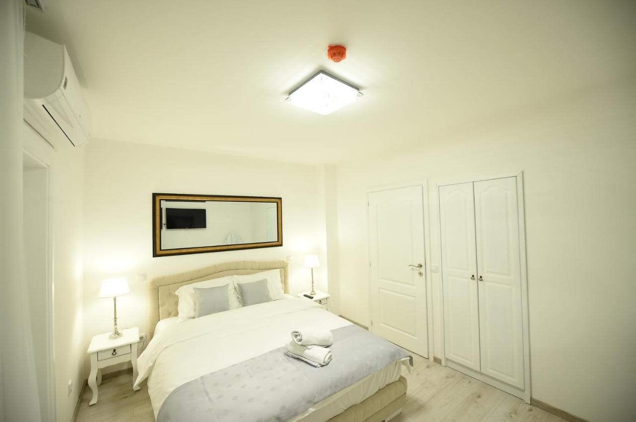 Apartmani Grand Hertz Belgrado Exterior foto